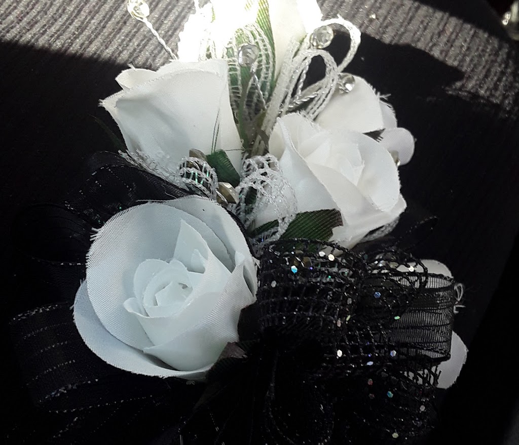 Hymels Florist | 299 Belle Terre Blvd suite a, Laplace, LA 70068, USA | Phone: (985) 652-6533