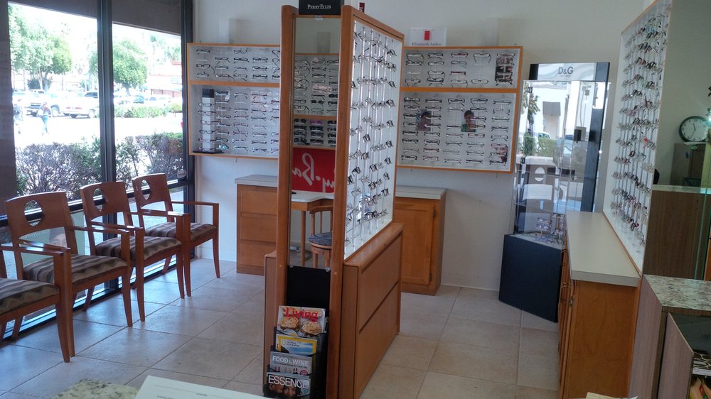 Dr. Bogard Chang Optometry | 1450 University Ave d, Riverside, CA 92507, USA | Phone: (951) 682-8190