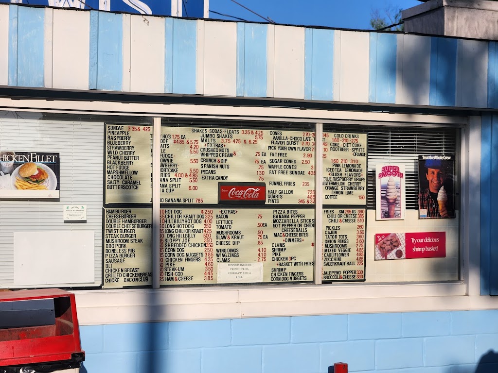 Dairy Twist | 45721 US-20, Oberlin, OH 44074, USA | Phone: (440) 774-8111