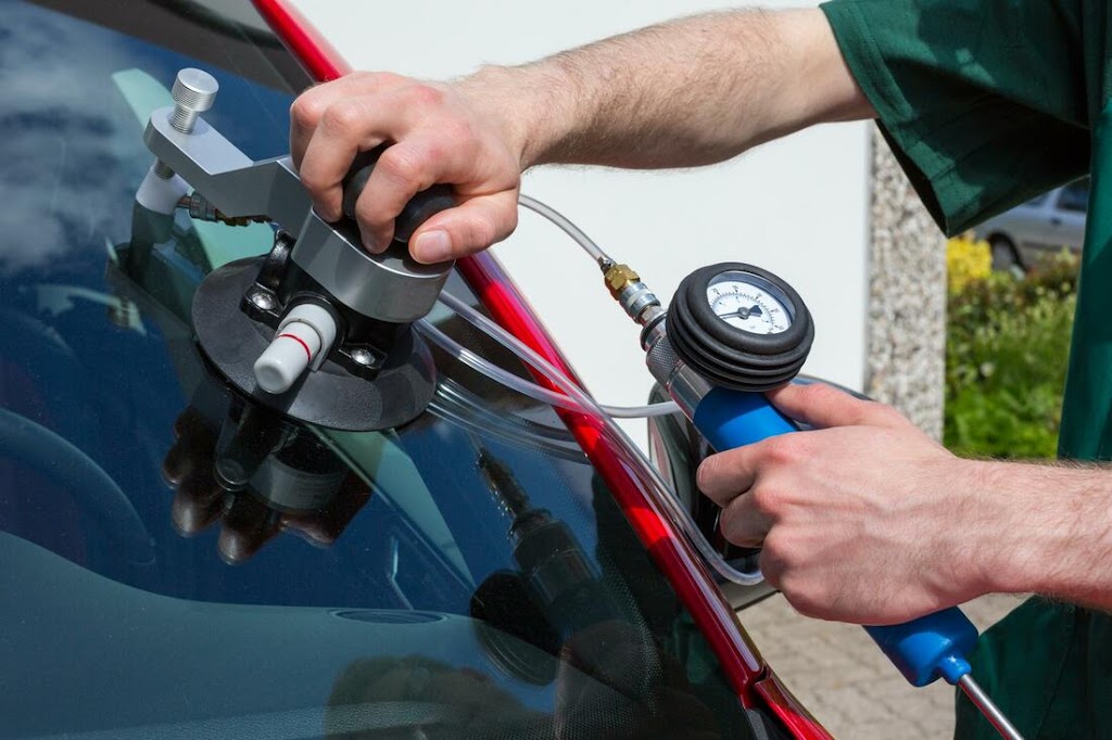 Auto Glass Repair of Irvine | 3385 Michelson Dr # 417, Irvine, CA 92612, USA | Phone: (949) 518-0619