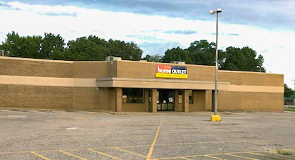 Home Outlet Olive Branch, MS | 7131 MS-305, Olive Branch, MS 38654, USA | Phone: (662) 890-7084