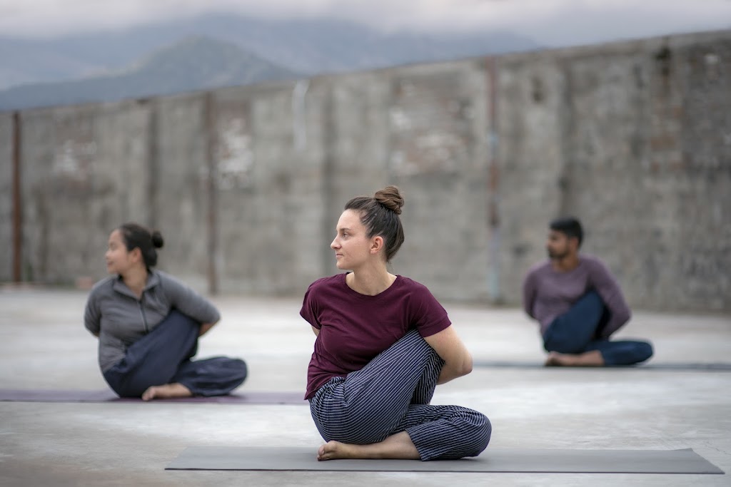 Hatha yoga kula | 4 Lawrence Ct, Hillsborough Township, NJ 08844, USA | Phone: (908) 262-7144