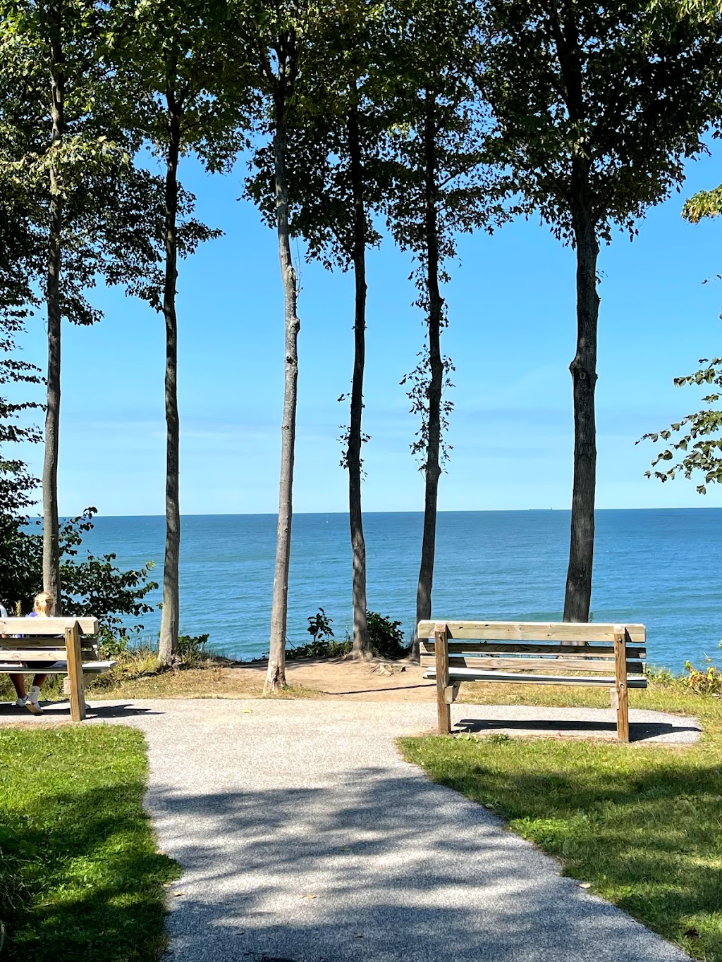 Lake Erie Bluffs | 2901 Clark Rd, Painesville, OH 44077, USA | Phone: (440) 358-7275