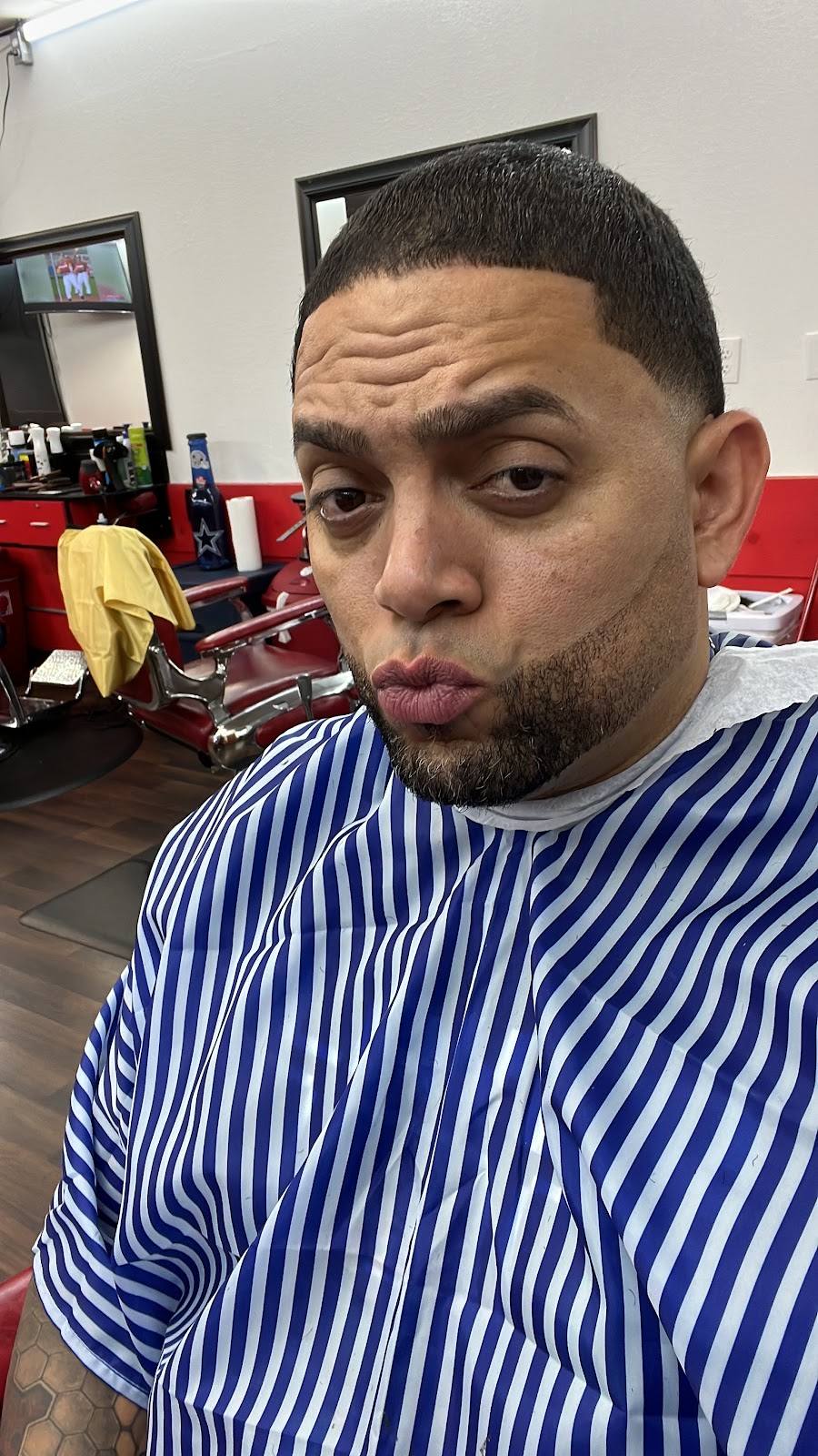 Dominican Barber exprexx | 1506 E Abram St, Arlington, TX 76010, USA | Phone: (214) 400-4150