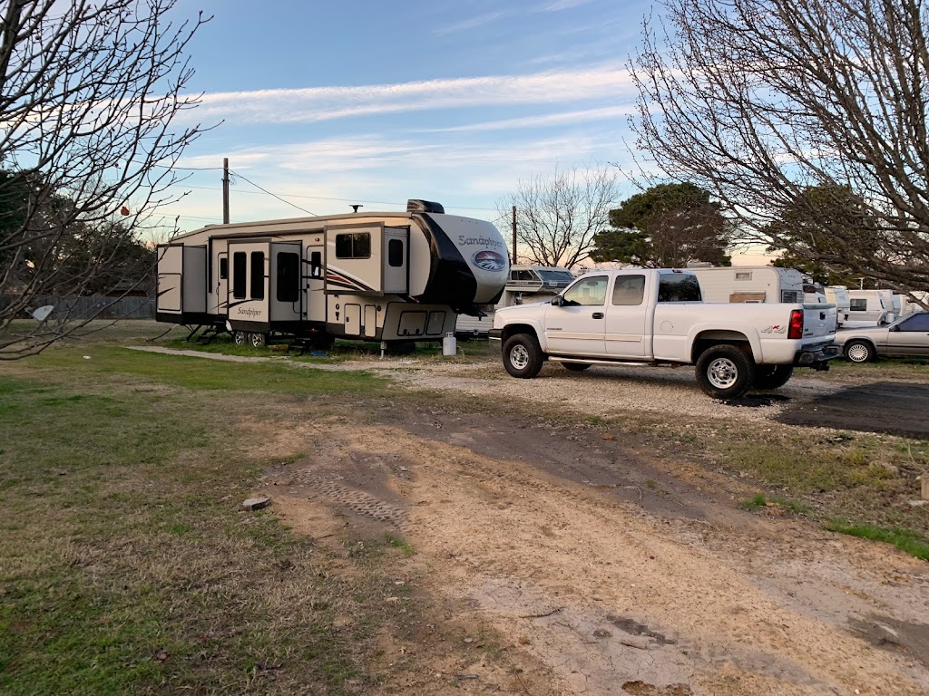 Ranch Oaks Mobile Home Park | 3308 FM2280 #32, Cleburne, TX 76031, USA | Phone: (682) 226-6681