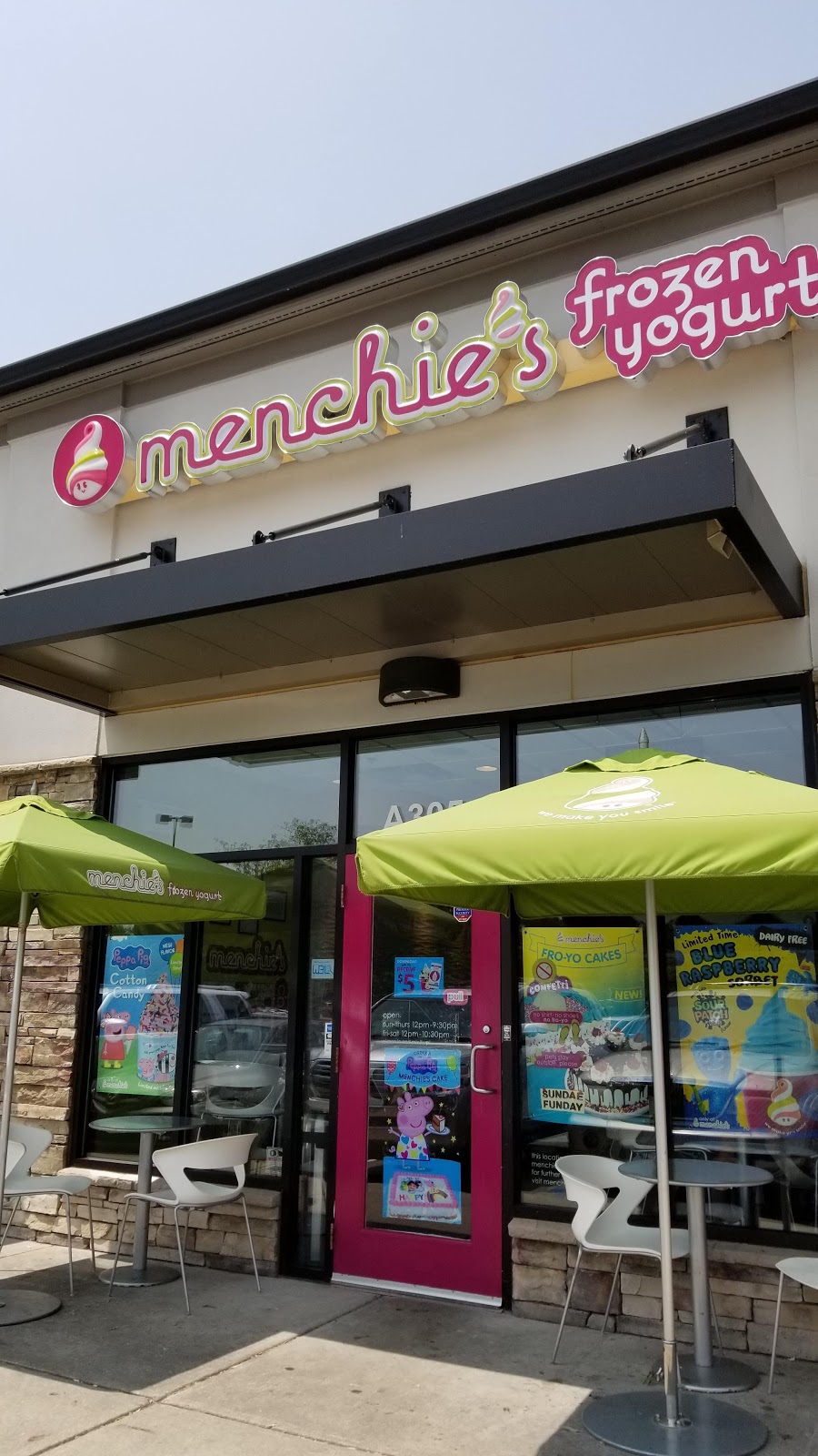 Menchies Frozen Yogurt | 5857 Spout Springs Rd Ste 305, Flowery Branch, GA 30542, USA | Phone: (770) 967-8277