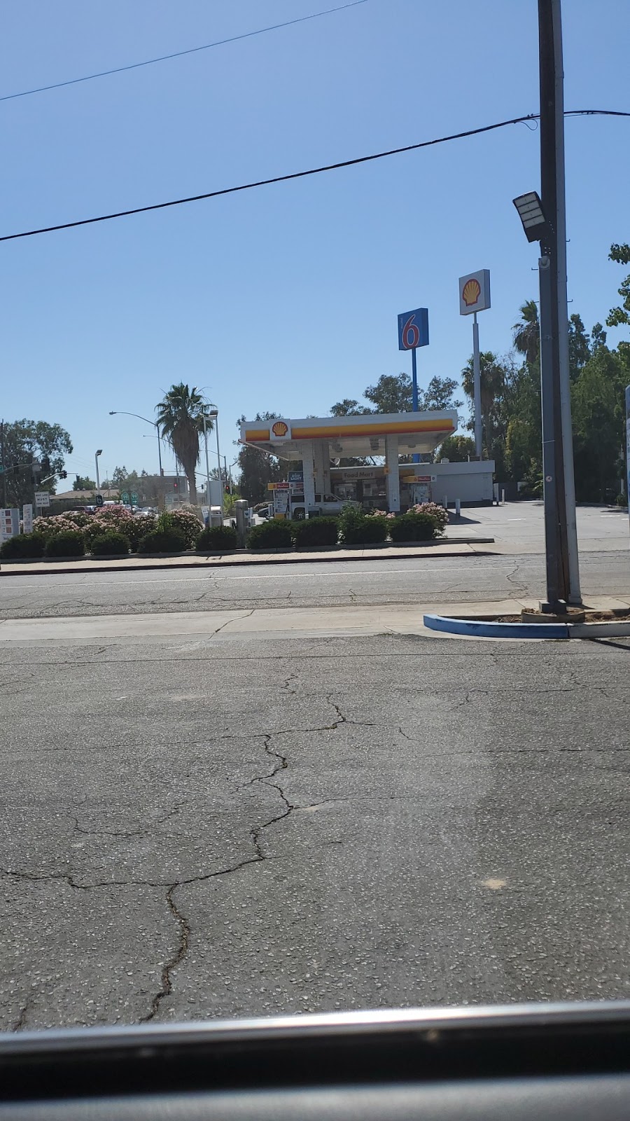 Shell | 5316 W Shaw Ave, Fresno, CA 93722, USA | Phone: (559) 271-7000