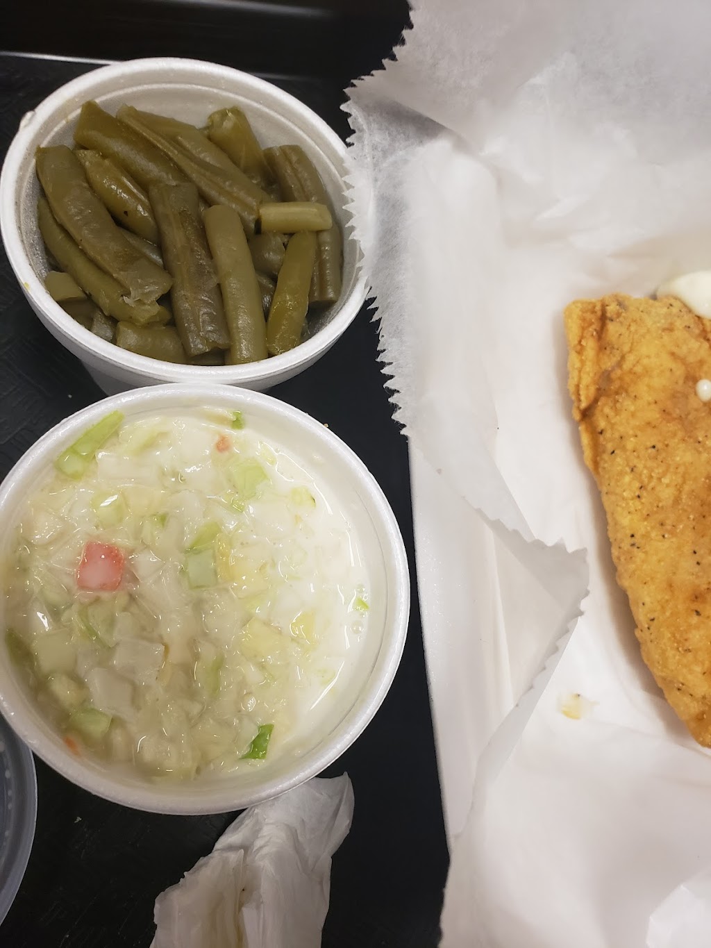 Sharks Seafood | 3099 Breckenridge Ln Suite 101, Louisville, KY 40220, USA | Phone: (502) 450-5775