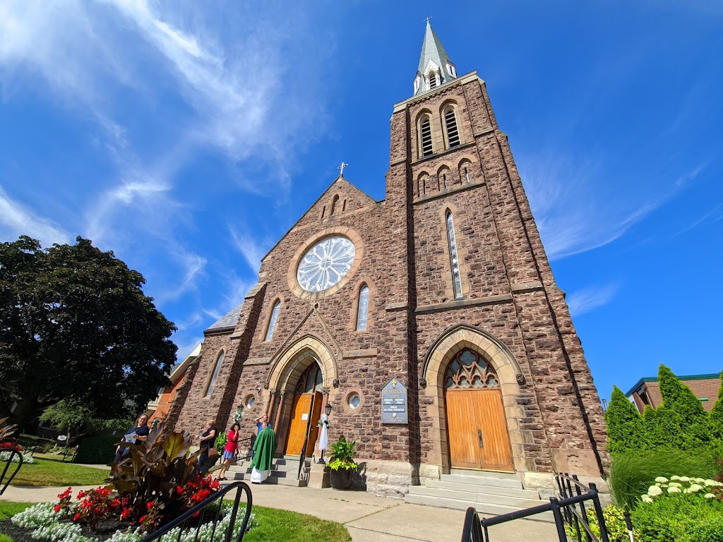 St. Patrick Church | 4673 Victoria Ave, Niagara Falls, ON L2E 4B8, Canada | Phone: (905) 354-7451