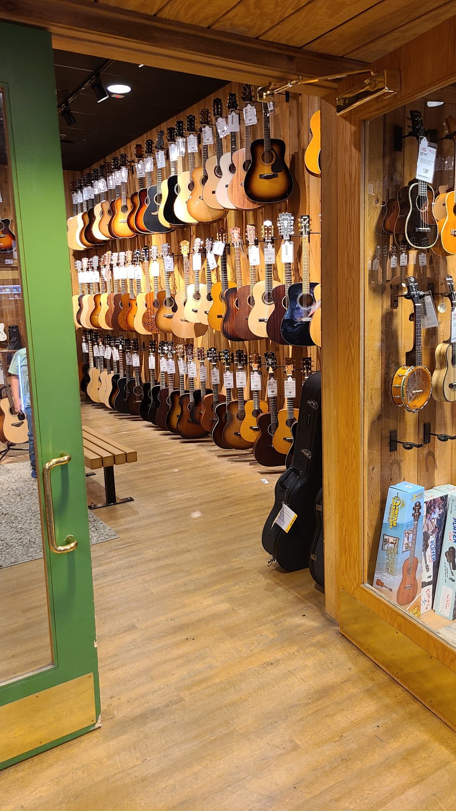 Guitar Center | 12402 S Orange Blossom Trl Suite 1, Orlando, FL 32837, USA | Phone: (407) 251-6659