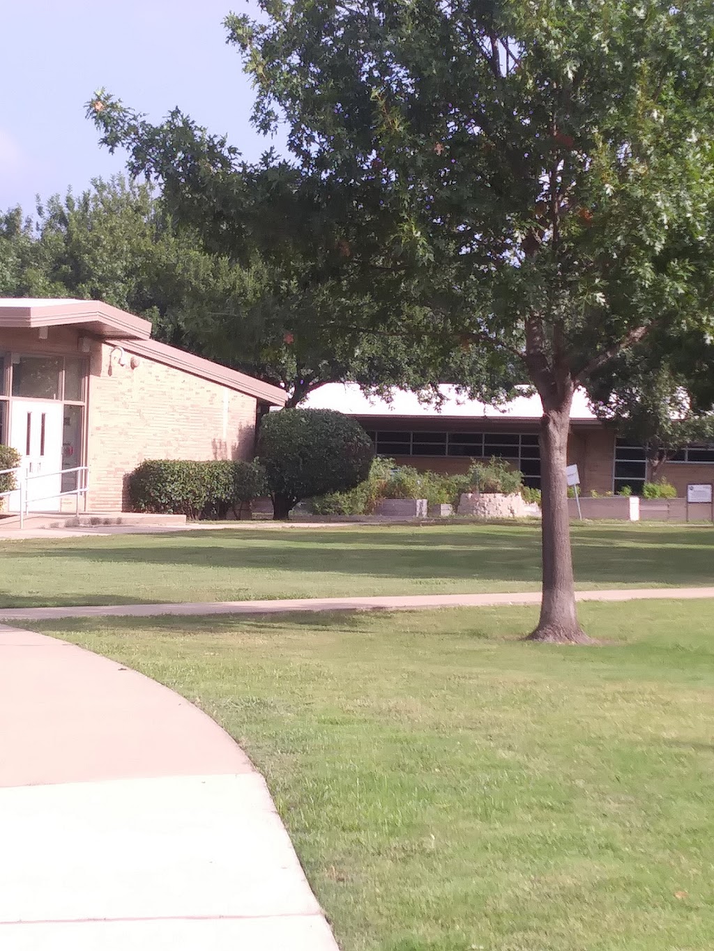 Northwood Hills Elementary School | 14532 Meandering Way, Dallas, TX 75254, USA | Phone: (469) 593-4300