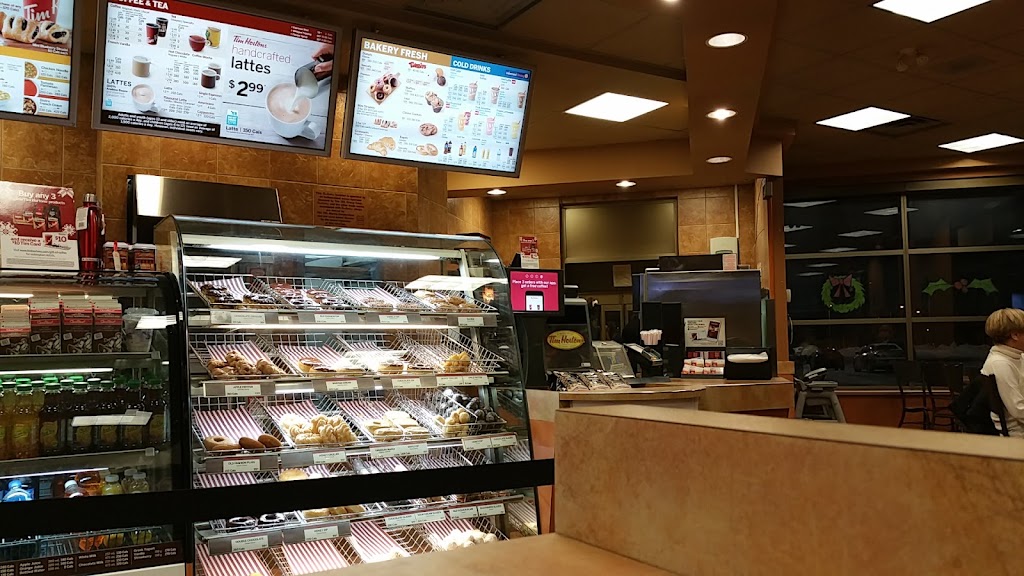 Tim Hortons | 990 E Main St, Welland, ON L3B 3Z3, Canada | Phone: (905) 788-1952