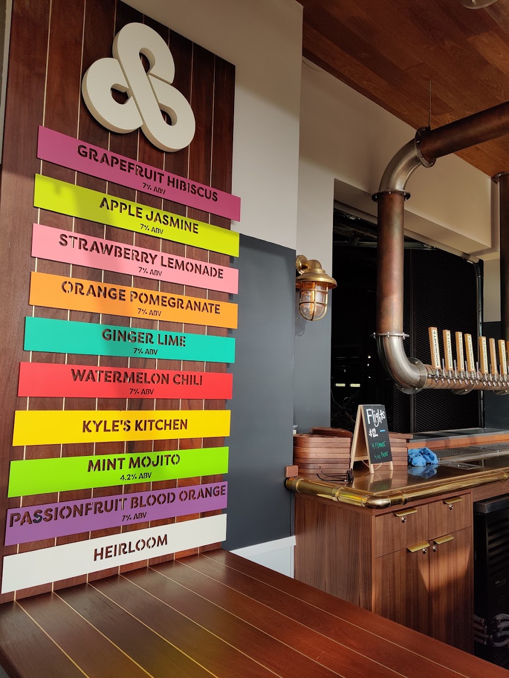 Boochcraft Taproom @ Del Mar Highlands Brewers Deck | 12841 El Camino Real Suite 302, San Diego, CA 92130, USA | Phone: (858) 925-7072