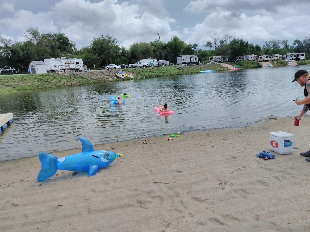 Merritt’s Beach RV park | 20200 Beach Rd, Plattsmouth, NE 68048, USA | Phone: (402) 305-4031