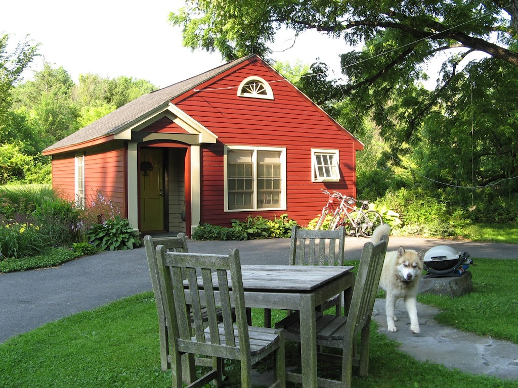 The Red Cottage | 138 Font Grove Rd, Slingerlands, NY 12159, USA | Phone: (518) 475-1684