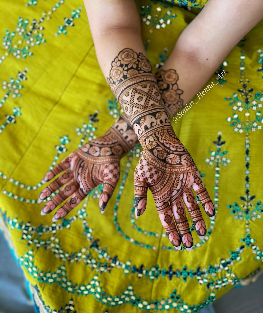 Sonias Henna Art | Scarborough, Toronto, ON M1P 4P5, Canada | Phone: (647) 997-8695