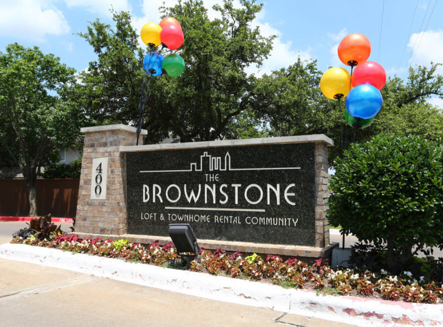 Brownstone Apartments | 400 Pecan Bend Dr, Bedford, TX 76022, USA | Phone: (817) 398-3477