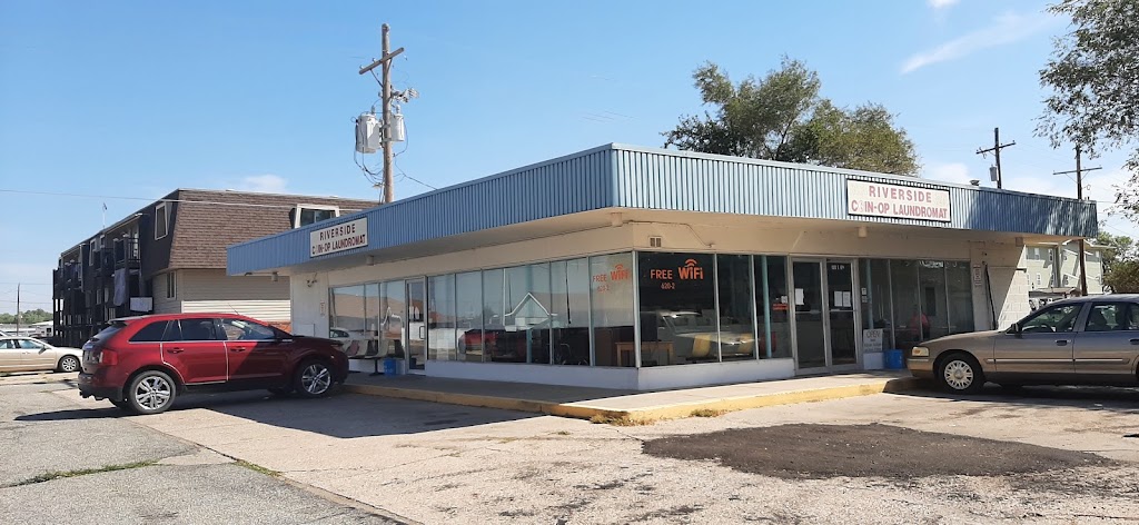 Riverside coin-op laundromat | 100 E 6th Ave, South Hutchinson, KS 67505, USA | Phone: (620) 200-4147