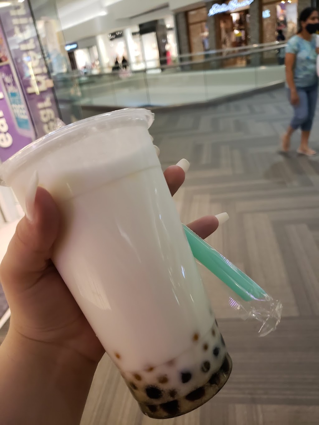 Chill Bubble Tea | F-319 Woodfield Mall, Schaumburg, IL 60173, USA | Phone: (847) 619-1305