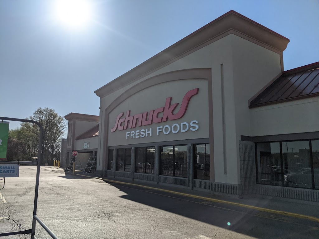 Schnucks Carlyle Ave | 800 Carlyle Ave, Belleville, IL 62221, USA | Phone: (618) 257-9130