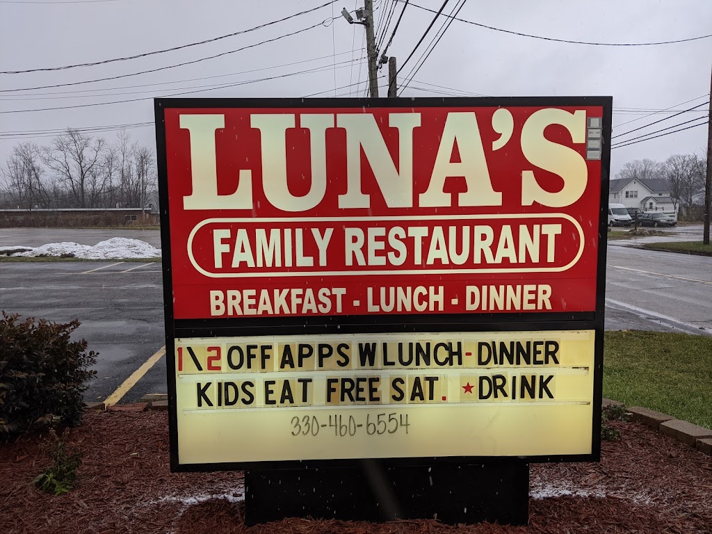 Lunas Family Restaurant | 738 Pearl Rd, Brunswick, OH 44212, USA | Phone: (330) 460-6554
