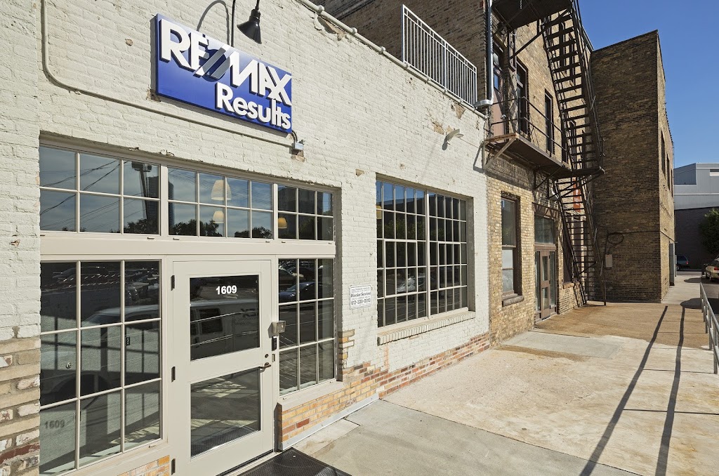 RE/MAX Results | 1609 Hennepin Ave, Minneapolis, MN 55403, USA | Phone: (612) 314-1520