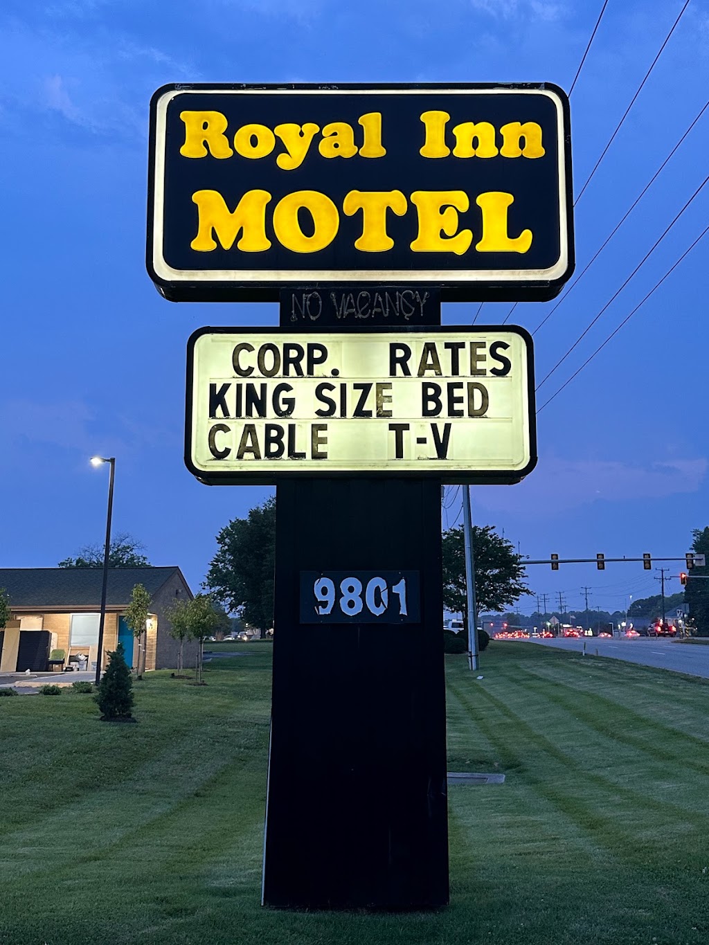 Royal Inn Motel | 9801 Hull Street Rd, Richmond, VA 23236, USA | Phone: (804) 276-4581