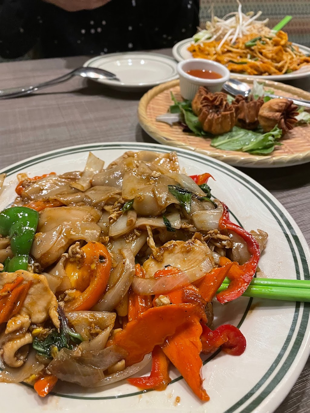 Saucys Thai & Pho - Plano | 4152 Spring Creek Pkwy, Plano, TX 75024, USA | Phone: (972) 388-7650