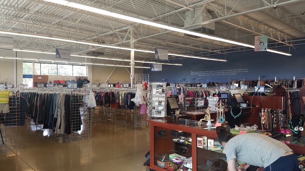 Goodwill - Marysville | 15709 US Highway 36 East East Pointe Plaza, Marysville, OH 43040 | Phone: (937) 642-0324