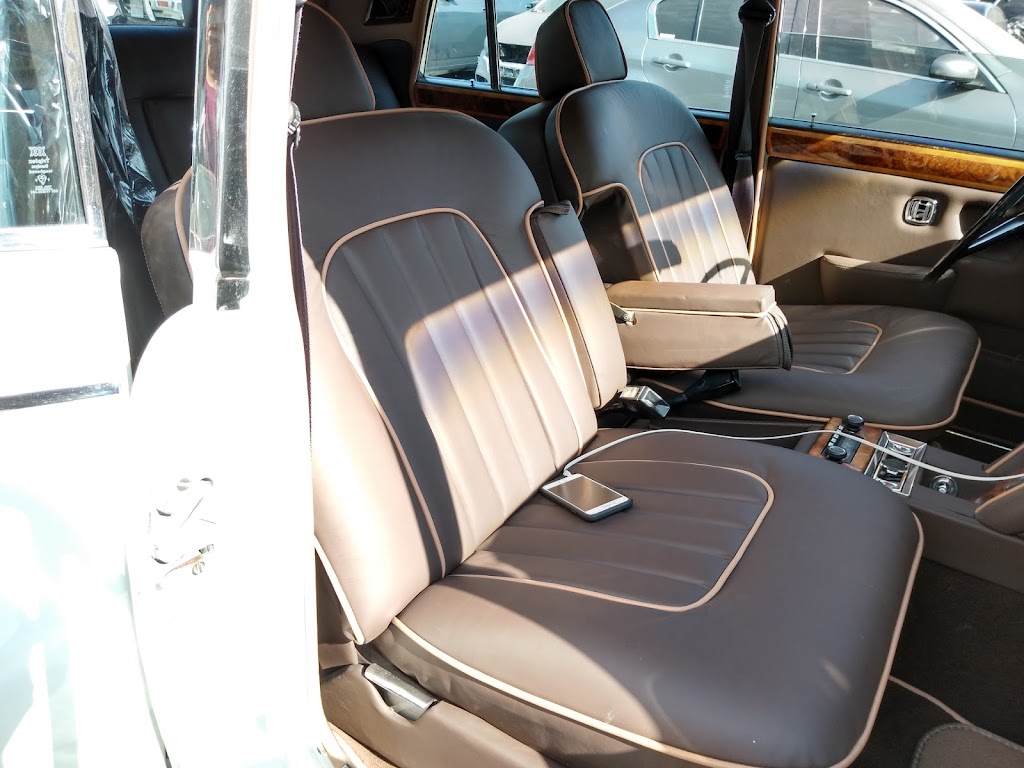 Jose's garage Auto Upholstery Los Angeles, CA 90003, USA BusinessYab