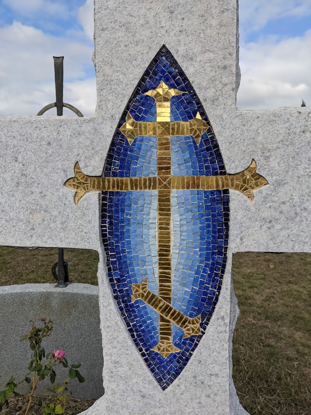 Our Lady Of The Rosary Cemetery | 330 Berry Ln, Georgetown, TX 78626, USA | Phone: (512) 863-8411