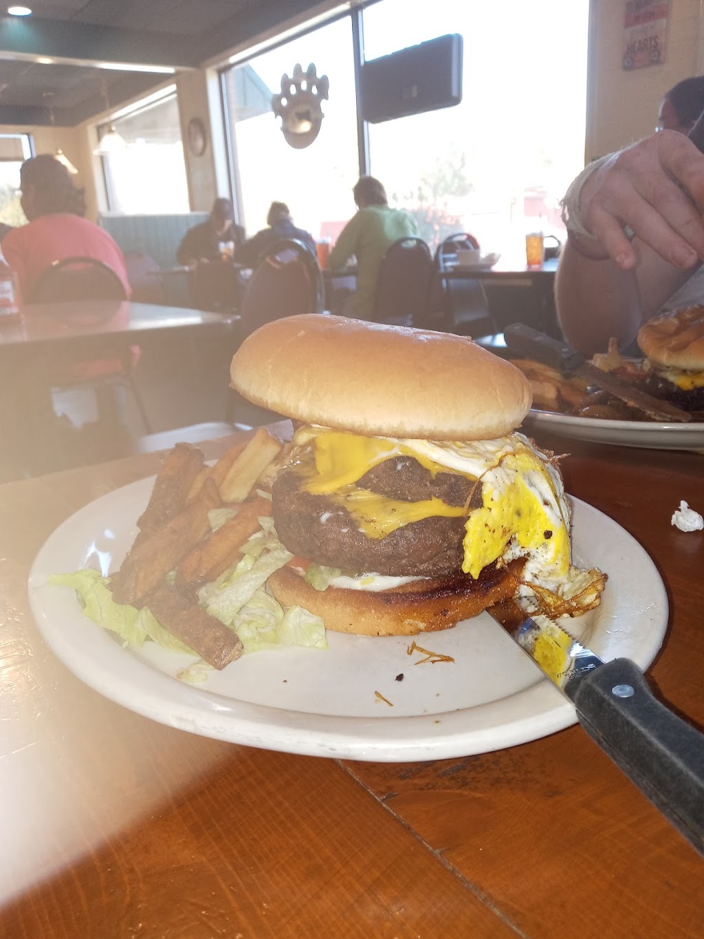 Ole West Bean & Burger | 301 S 3rd St, Mabank, TX 75147, USA | Phone: (903) 887-0009