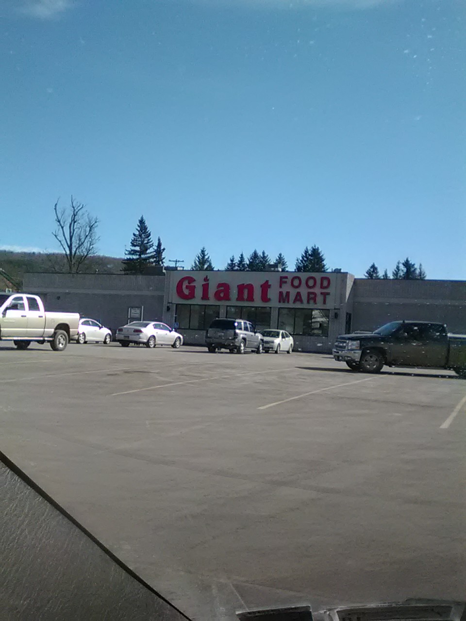 Giant Food Mart Bakery & Deli 72 Genesee St, Cuba, NY 14727 Hours