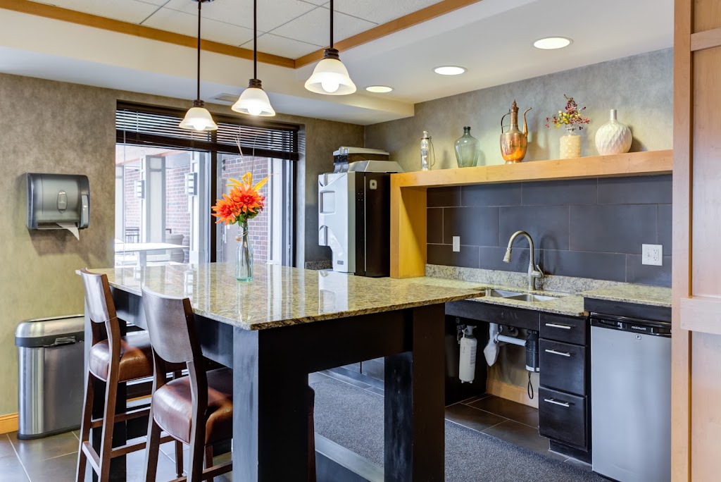 5 Central Apartments | 20 6th St NW, Osseo, MN 55369, USA | Phone: (763) 424-2500