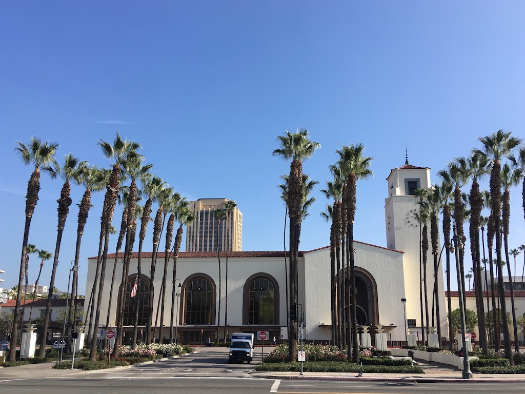 Amtrak | 800 N Alameda St, Los Angeles, CA 90012, USA | Phone: (800) 872-7245