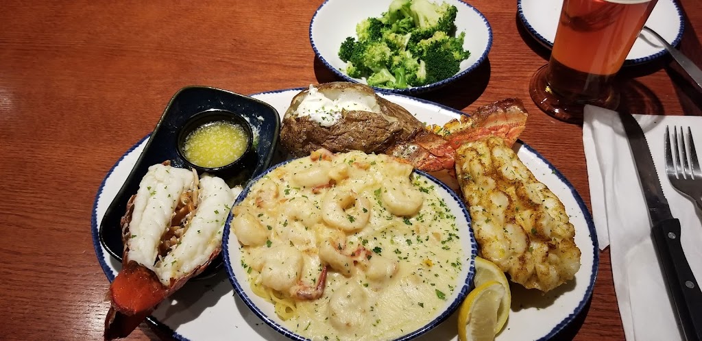 Red Lobster | MALL, 1301 County Rd 42 W, Burnsville, MN 55306, USA | Phone: (952) 435-2552