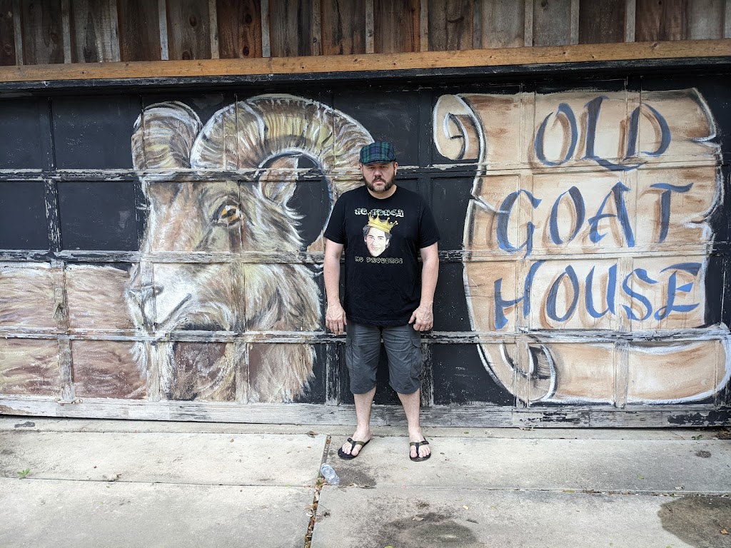 The Gnarly Goat House | 174 Kuntry Ln, Canyon Lake, TX 78132, USA | Phone: (281) 630-2088