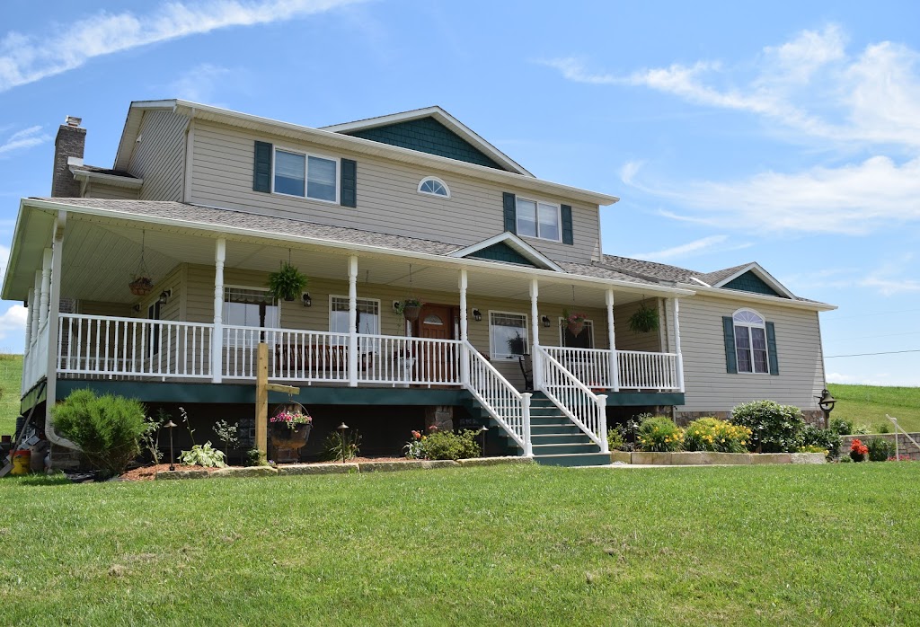 Starlight Hill Bed & Breakfast | 1690 Mill Run Rd, Mill Run, PA 15464 | Phone: (724) 329-5238