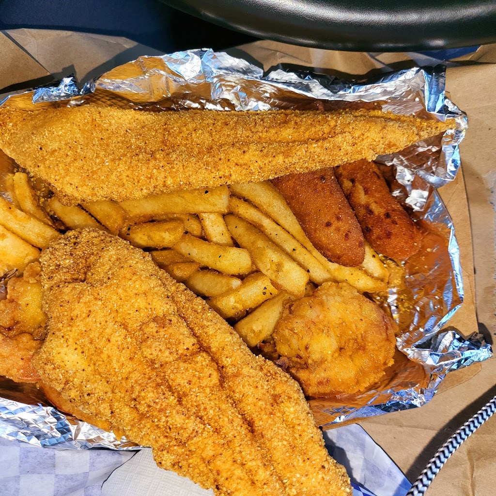 Jowdy’s Fish Castle & Daq Shaq | 708 S Virginia St, Terrell, TX 75160, USA | Phone: (972) 210-7288