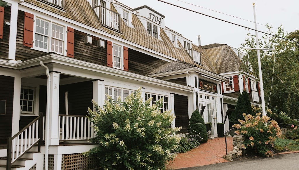 The Red Lion Inn | 71 S Main St, Cohasset, MA 02025, USA | Phone: (781) 383-1704