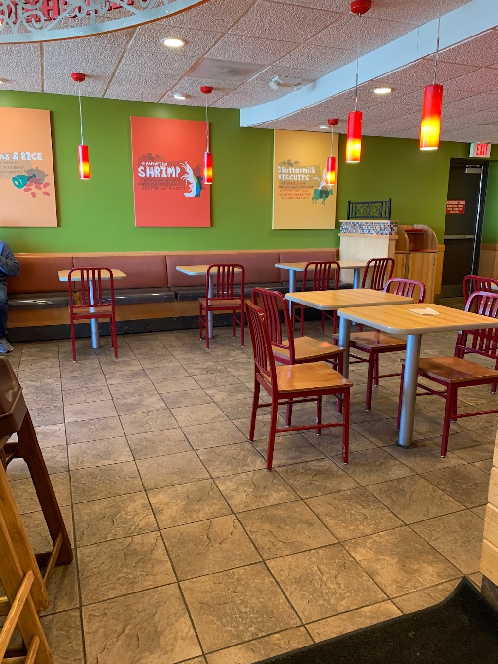 Popeyes Louisiana Kitchen | 5901 US-51, DeForest, WI 53532, USA | Phone: (608) 249-9000