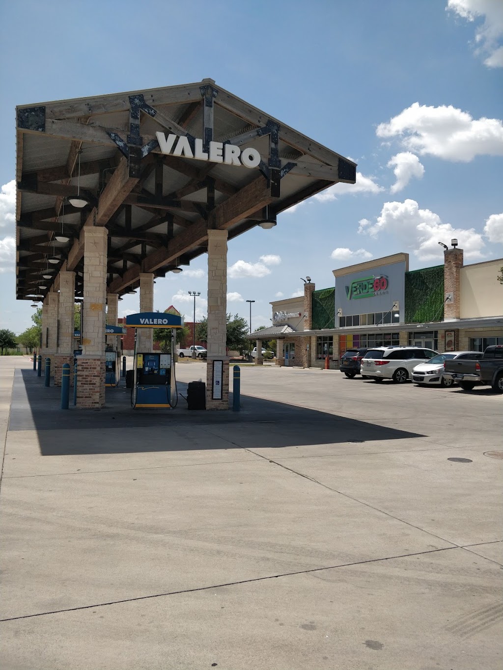 Valero | 3250 E Palm Valley Blvd, Round Rock, TX 78665, USA | Phone: (512) 494-5166