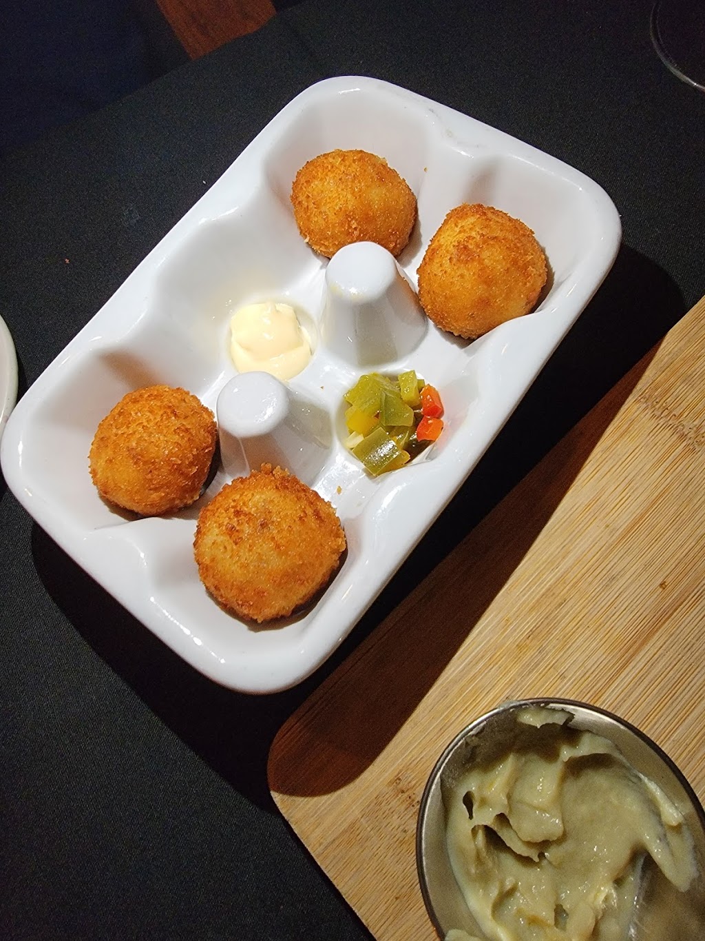 La Nacional | 239 W 14th St, New York, NY 10011, USA | Phone: (917) 388-2888