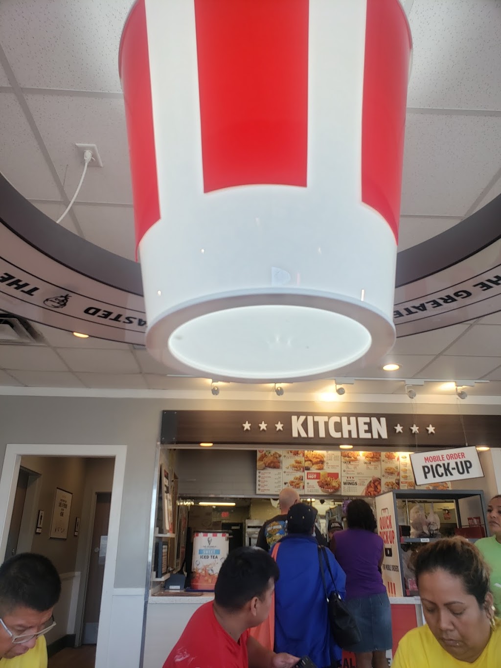 KFC | 101 W Crystal Dr, La Grange, KY 40031, USA | Phone: (502) 222-1486