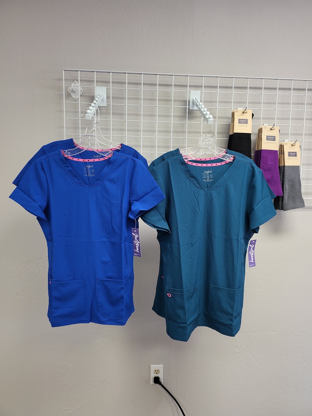 Paloma Scrubs | 919 N Dysart Rd Suite D, Avondale, AZ 85323, USA | Phone: (623) 440-2985