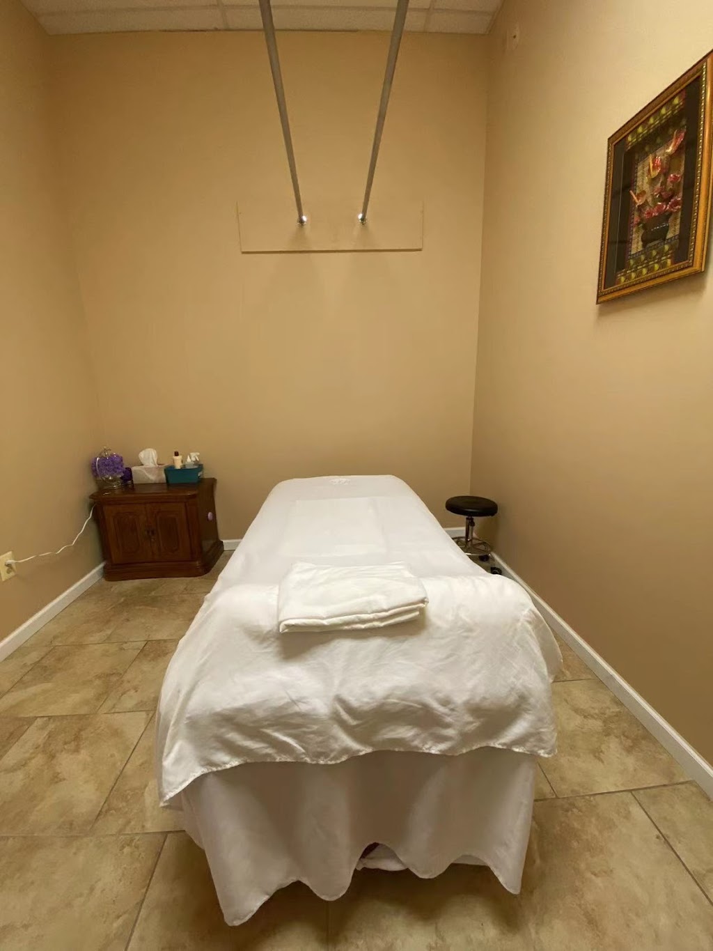 Healing Hands Massage Therapy | 20 Jackson St Unit D, Freehold, NJ 07728, USA | Phone: (848) 260-7788