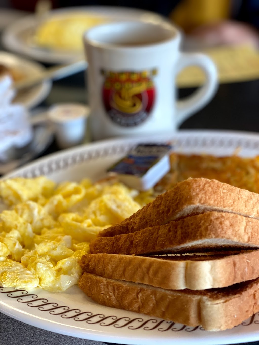 Waffle House | 8135 Varnavas Dr, Cordova, TN 38016 | Phone: (901) 386-1354