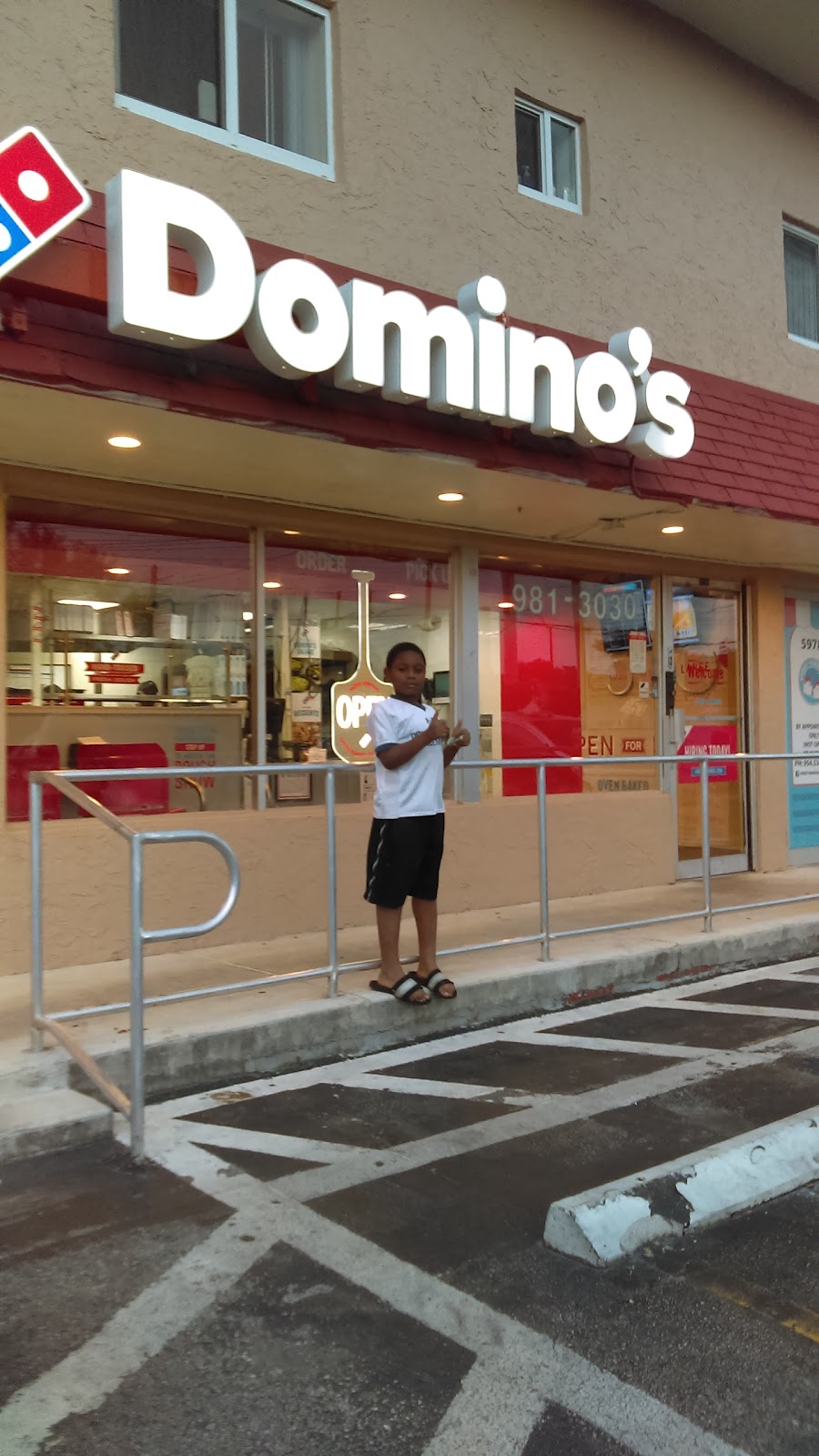 Dominos Pizza | 5976 SW 40th Ave, Fort Lauderdale, FL 33314, USA | Phone: (954) 981-3030