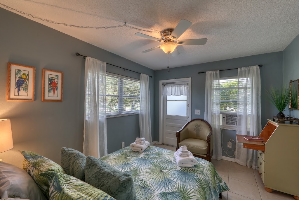 BeachTrail Lodging | 209 1st St, Indian Rocks Beach, FL 33785 | Phone: (727) 488-1111