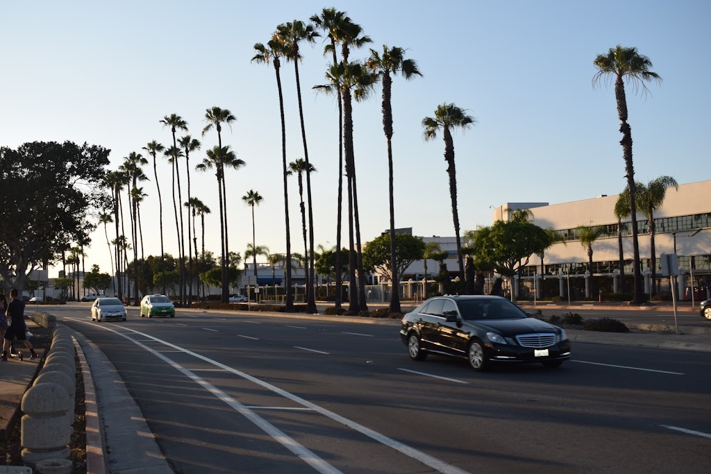 Robert Burns Park | 225 N Van Ness Ave, Los Angeles, CA 90004, USA | Phone: (213) 485-4833